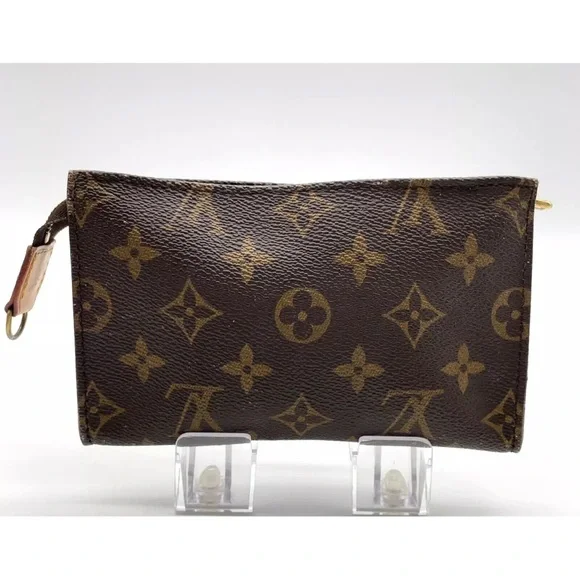 Authentic  Louis Vuitton Monogram Bucket Pouch PM W/Box - Picture 2 of 15
